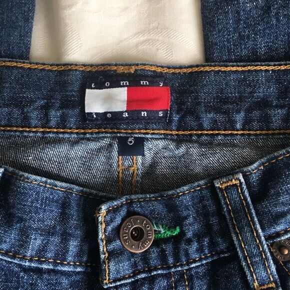 Tommy Hilfiger Jeans Size 5 Gently Used - Picture 2 of 7